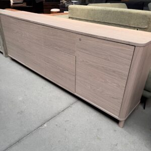 Guildfort dressoir, kleur misty oak