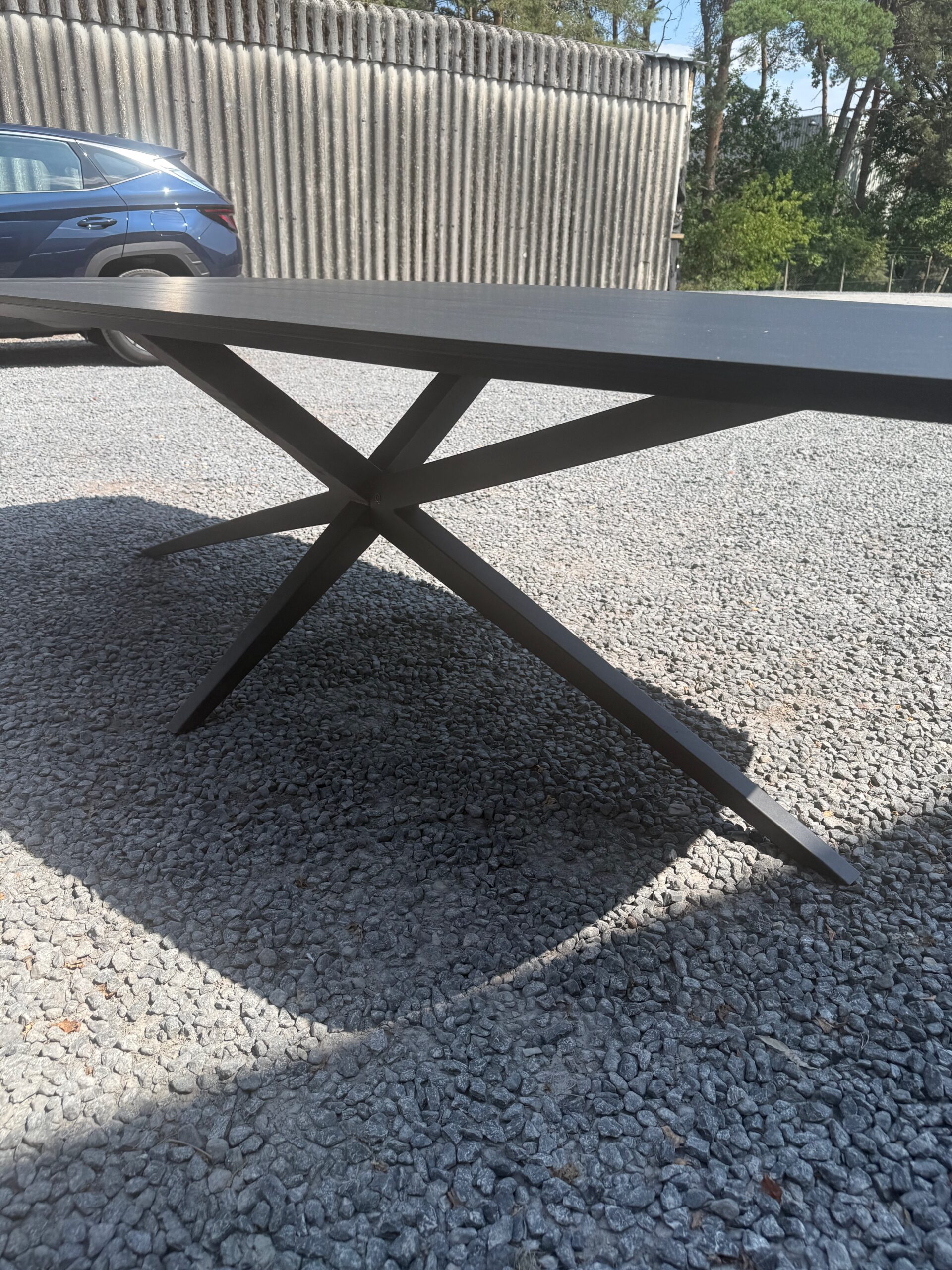 Wellington eettafel, kleur noir, Maxfurn3